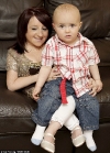 britains-smallest-mother-3