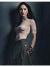 megan_fox_w_magazine-4