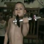 Giuliano Stroe l&rsquo;enfant le plus fort du monde (VIDEO)