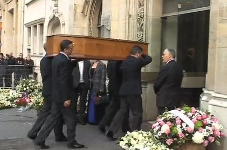 Obsèques de Jocelyn Quivrin : les people venus en nombre (VIDEO)