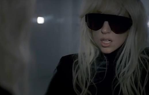 Lady Gaga – Bad Romance (CLIP)