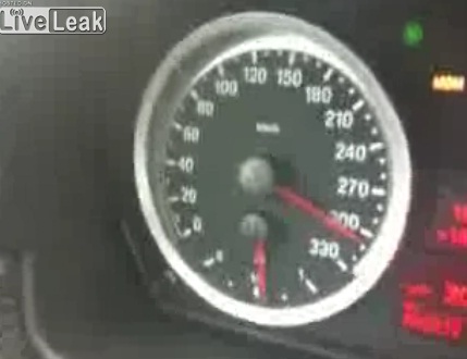 bmw m5 300 km h