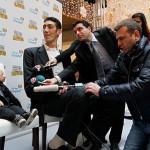 Rencontre entre le plus petit et le plus grand homme du monde (VIDEO)