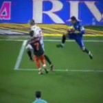 Un goal qui se prend pour un ninja (VIDEO)