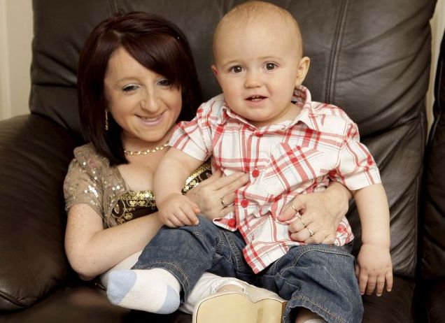 Britain's smallest mother 4 Britain's smallest mother 4