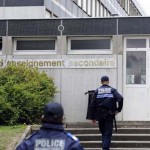 France : Un enseignant se tire une balle dans la tête en salle des profs
