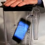 iPhone 4 passé au mixeur (VIDEO)