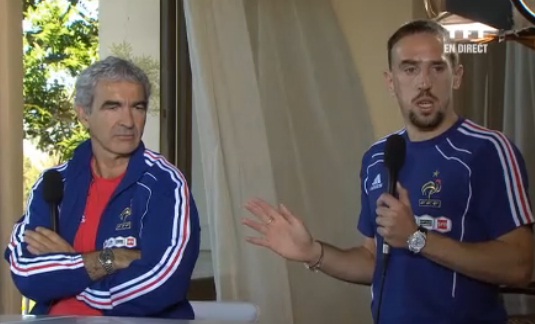 Clash, explications : Franck Ribéry craque en direct dans Téléfoot (VIDEO)