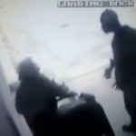 Violente agression envers une dame de 83 ans à Washington (VIDEO)
