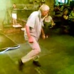 Papy danse sur du Lady Gaga (VIDEO)