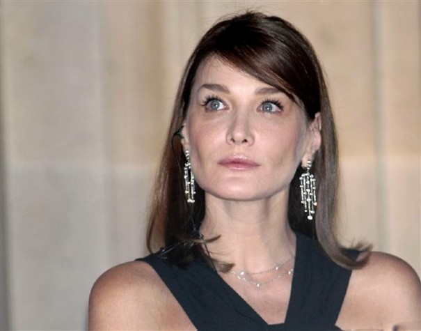 Carla Bruni-Sarkozy dans les « Experts » après « Midnight in Paris » ?