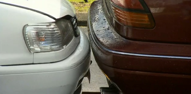 Créneau frein à main