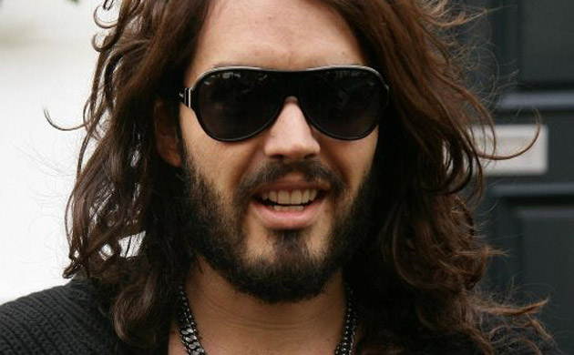 Russell Brand victime d'un accident de la route avec sa Lamborghini