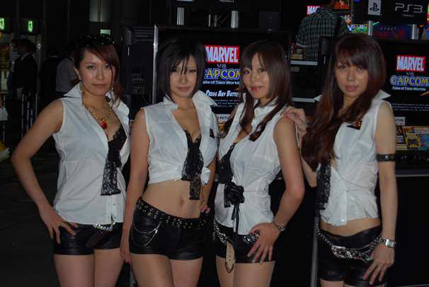 Babes du Tokyo Game Show 2010 (PHOTOS)
