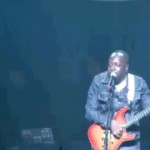 Wyclef Jean clash Sean Penn violemment en chantant (VIDEO)
