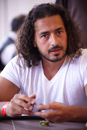 Moundir intègre une nouvelle émission de télé-réalité &laquo;&nbsp;La Maison du Bluff&nbsp;&raquo;