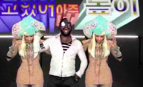 Will.I.Am Feat. Nicki Minaj – Check It Out (CLIP)
