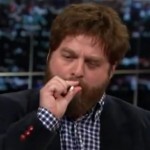 L&rsquo;acteur américain Zach Galifianakis fume un joint en direct à la TV (VIDEO)