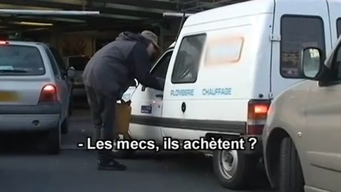 Défi de Gonzague : vendre un plein d’essence à 2500 euros (VIDEO)