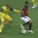 Ronaldinho ridiculise un joueur du Chievo Vérone (VIDEO)