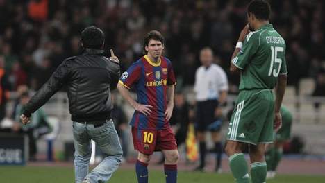 Un supporter fait un doigt d’honneur à Lionel Messi (VIDEO)