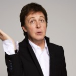 Paul McCartney chute lors d&rsquo;un concert au brésil (VIDEO)