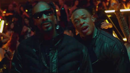 Dr. Dre Feat. Snoop Dogg et Akon – Kush (CLIP)