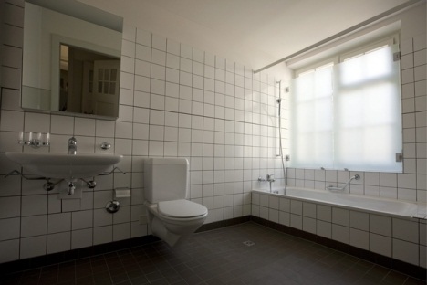 Un an de prison avec sursis pour avoir filmé ses collègues aux toilettes