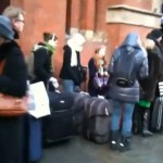 Londres : Plus d&rsquo;un kilomètre de queue pour prendre l’Eurostar (VIDEO)
