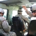 Soldat américain qui fait une blague à ses potes (VIDEO)