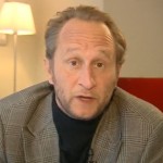 Benoît Poelvoorde demande aux Belges de ne plus se raser (VIDEO)