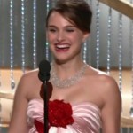 Le rire chelou de Natalie Portman aux Golden Globes (VIDEO)