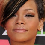 Rihanna dévoile son nouveau tatouage ! (PHOTO)