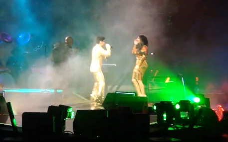 Kim Kardashian ridiculisée sur scène par Prince (VIDEO)