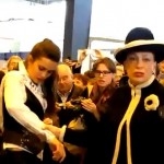 Miss Nationale se prend un oeuf en pleine tête au salon de l’agriculture (VIDEO)