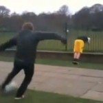 Il se ridiculise devant ses potes (VIDEO)