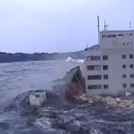 Japon : Une ville rayée de la carte en 5 minutes (VIDEO)