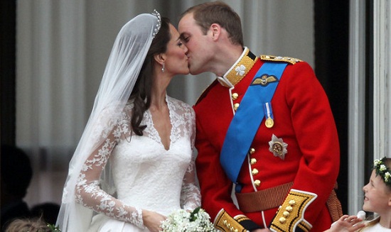 Kate et William : ils se sont dit oui ! (VIDEOS)