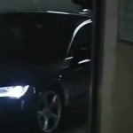 Mini accident de voiture entre Piqué et Messi (VIDEO)