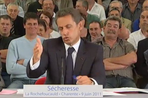 Nicolas Sarkozy défend Ségolène Royal huée (VIDEO)
