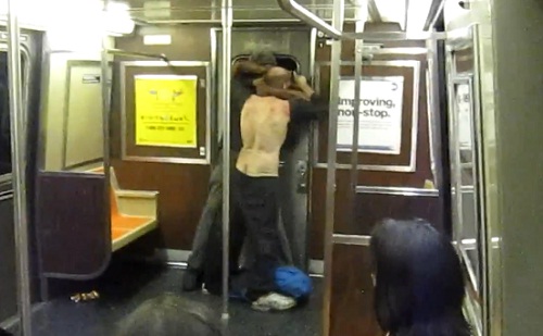 Bagarre dans le métro New-Yorkais (VIDEO)