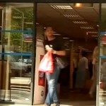 Il rique le licenciement pour avoir… fouillé dans une poubelle (VIDEO) réactualisé