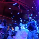 Lil Wayne, Bow Wow et Birdman claquent 50.000 dollars dans un strip-club ! (VIDEO)