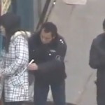 En chine, les Pickpockets utilisent des baguettes (VIDEO)