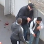 Émeutes de Londres : ils aident un blessé, pour ensuite le dépouiller ! (VIDEO)