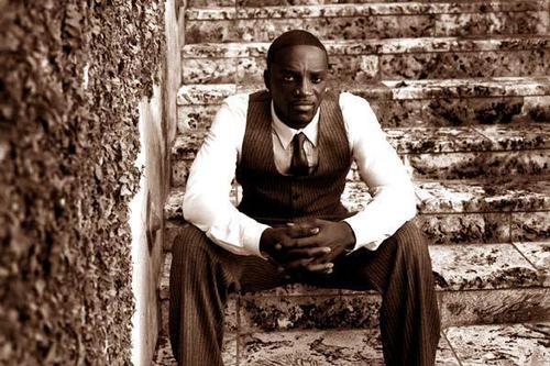 Akon – Rely On (SON)
