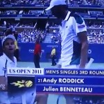 US Open : Andy Roddick se trompe de chaise ! (VIDEO)
