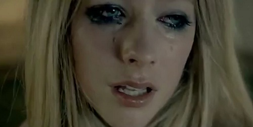 Avril Lavigne – Wish You Were Here (CLIP)