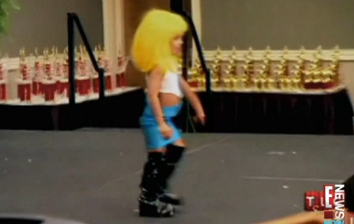 Toddler Dresses up as Pretty Woman