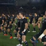 Le &laquo;&nbsp;haka&nbsp;&raquo; des All Blacks face aux XV de France (VIDEO)